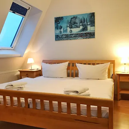 Hafenhaeuser - 18 - Ankerplatz