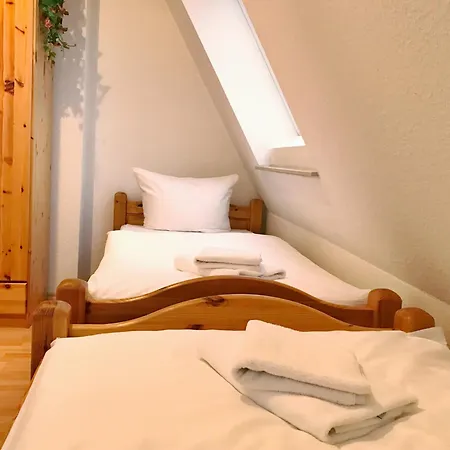 Hafenhaeuser - 18 - Ankerplatz